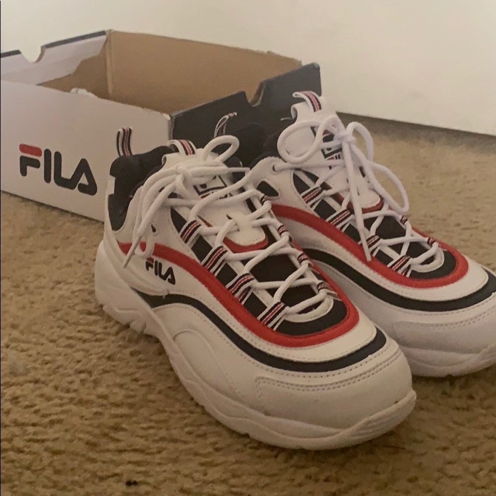 Brand new! Fila Ray Shoes